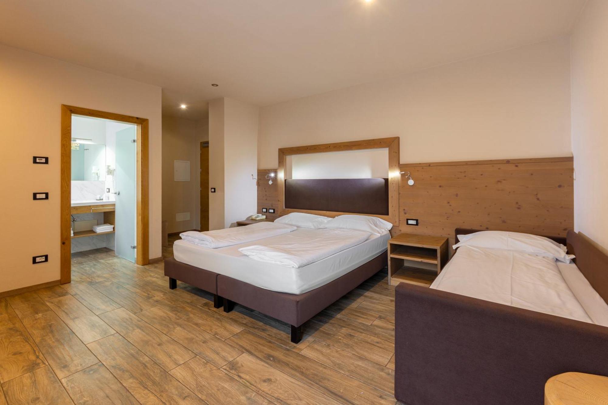 Park Hotel Avisio Сорага Екстериор снимка